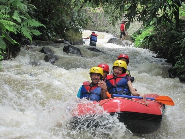 Temukan  Pengalaman Menarik Rafting Murah  di  Sungai di Bogor  yang Ekonomis  pada saat  Berlibur  di Bogor .
