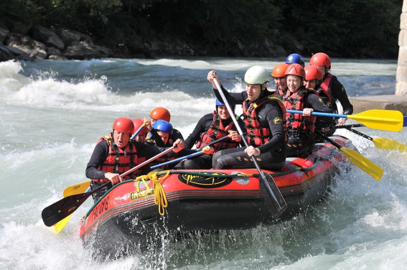 Menguji Adrenalin  di Sungai Citarik  dengan  Harga Terjangkau  yang Direkomendasikan!