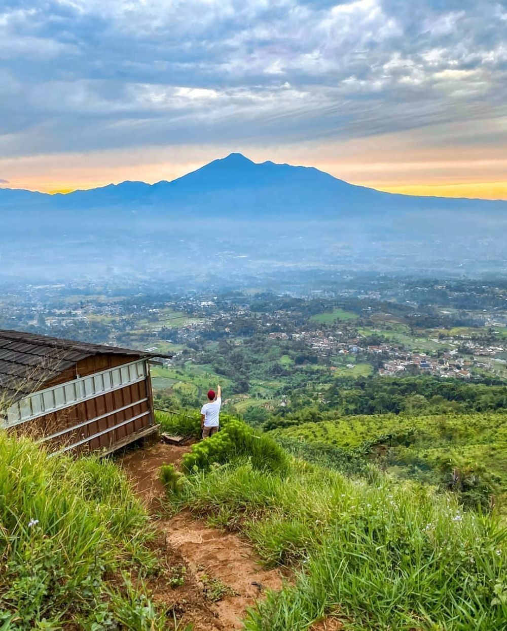 Destinasi Wisata di Bogor, Tempat Wisata Alam   dengan Banyak  Objek Wisata  Wisata Alam yang Menarik .